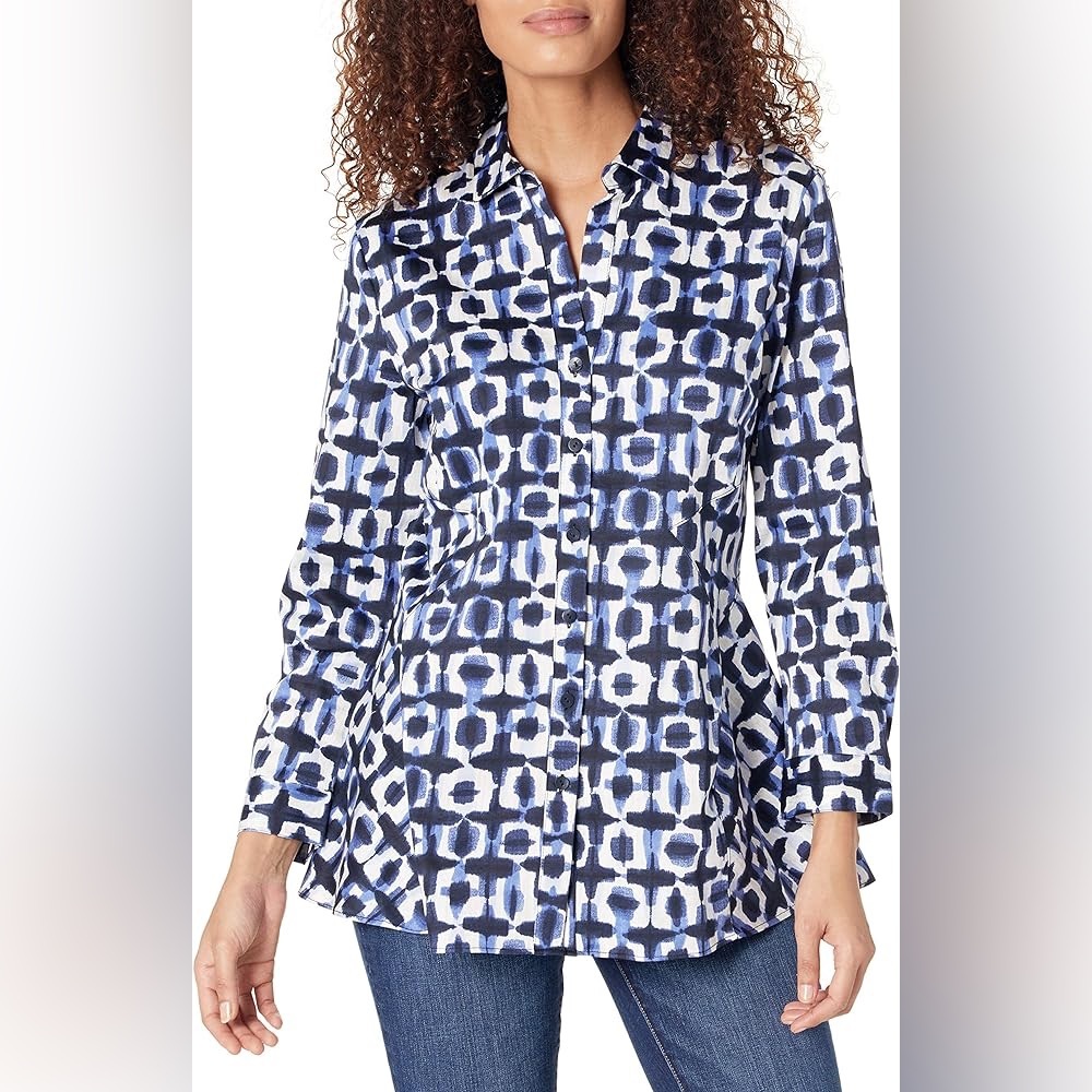 NIC+ZOE Blue and White Geometric Button-Down Shirt